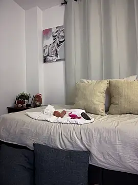 Rae Lil White online show from February 2025 11:24:01 PM