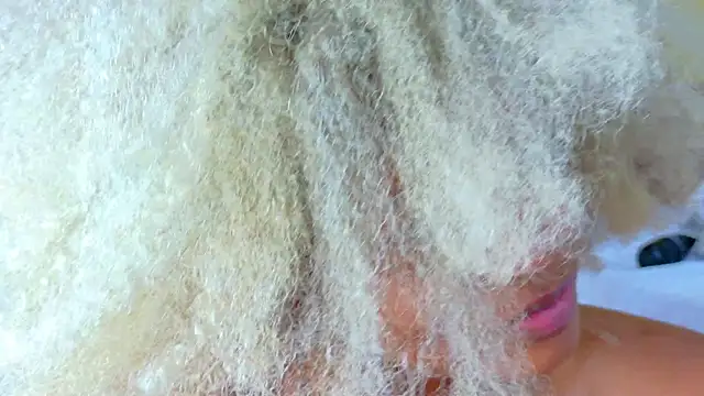 Snapshot of Squirter_pussybomb chatting on December 2024 10:03:01 AM Squirter pussybomb online show from December 2024 10:03:01 AM