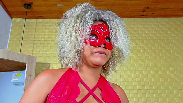 Snapshot of Squirter_pussybomb chatting on December 2024 06:25:02 AM Squirter pussybomb online show from December 2024 06:25:02 AM