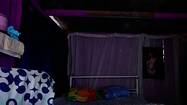 ZoeKuipers13 online show from February 2025 09:09:01 PM