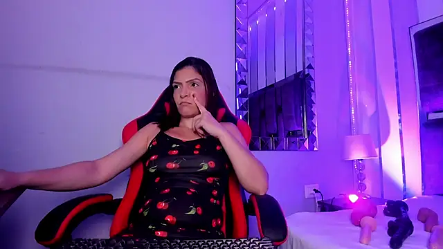 KatteMoss online show from April 2026 05:23:01 AM