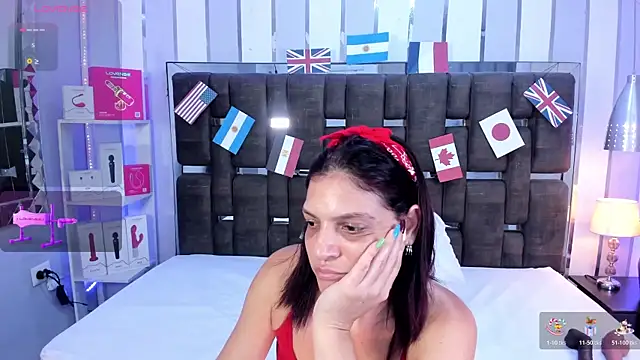 Snapshot of KatteMoss chatting on July 2026 08:26:02 PM KatteMoss online show from July 2026 08:26:02 PM