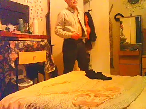 Snapshot of DaddyQuimHot chatting on December 2024 07:20:01 AM DaddyQuimHot online show from December 2024 07:20:01 AM