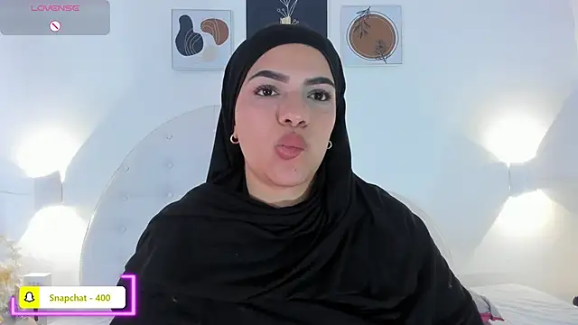 Umarani  online show from March 2026 06:34:01 PM