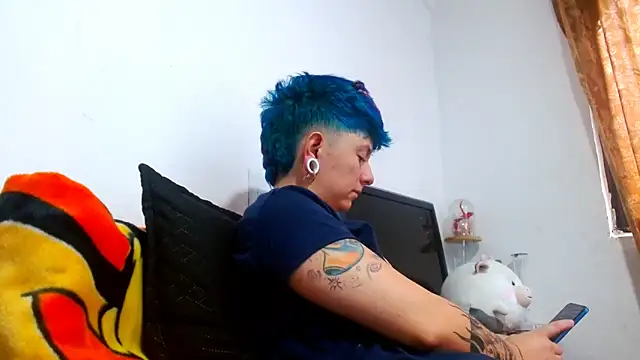 Snapshot of tomboyblue chatting on June 2026 05:56:02 PM tomboyblue online show from June 2026 05:56:02 PM