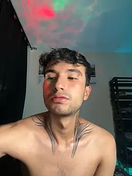 Snapshot of Hairylover_boy chatting on September 2025 05:03:02 PM Hairylover boy online show from September 2025 05:03:02 PM