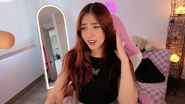 violet ch online show from November 2025 07:04:02 PM