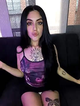 Mazikeen-- online show from January 2026 10:25:01 PM