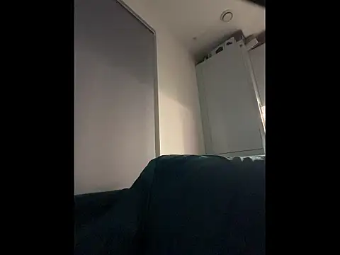 Robin007 online show from March 2026 02:40:02 AM