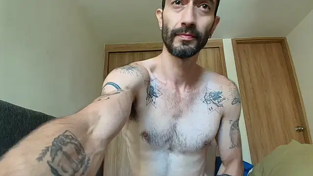 Snapshot of ALEJANDRO_BIGCOCK chatting on May 2026 02:35:02 PM ALEJANDRO BIGCOCK online show from May 2026 02:35:02 PM