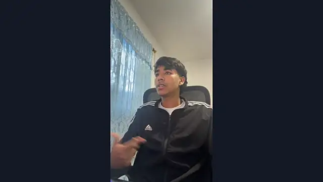 Snapshot of Tyler_prince chatting on January 2026 05:04:01 PM Tyler prince online show from January 2026 05:04:01 PM