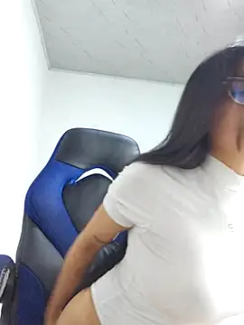 anny vittar online show from April 2026 05:24:02 AM