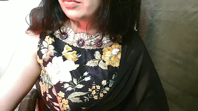 urvashihott online show from February 2026 05:20:02 PM