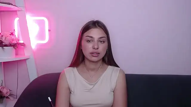 Snapshot of MilanaAngelAs chatting on June 2026 04:52:02 AM MilanaAngelAs online show from June 2026 04:52:02 AM