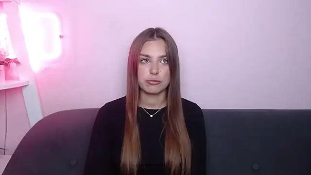 Snapshot of MilanaAngelAs chatting on July 2026 04:47:02 AM MilanaAngelAs online show from July 2026 04:47:02 AM