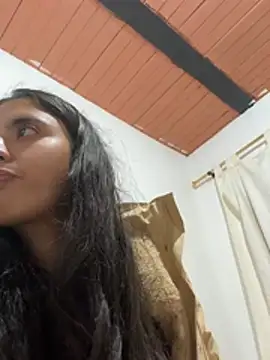 Snapshot of ViolettaSummer chatting on March 2026 12:01:01 AM ViolettaSummer online show from March 2026 12:01:01 AM