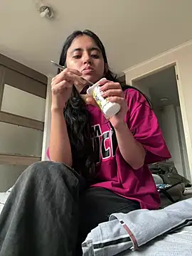 Snapshot of ViolettaSummer chatting on July 2026 08:36:02 PM ViolettaSummer online show from July 2026 08:36:02 PM