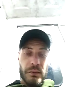 Doug1010jj online show from May 2026 06:18:02 AM