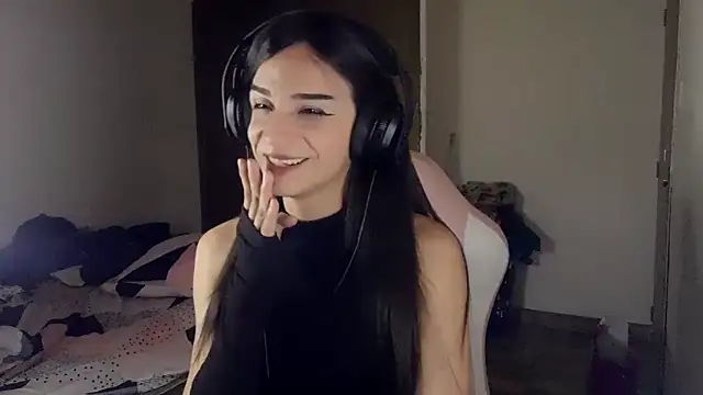 Dollbehavior  online show from April 2026 08:34:02 AM