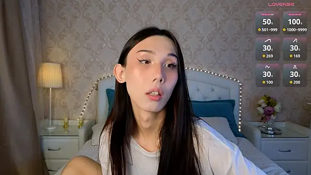 Snapshot of Kaia_Sunshine_Mia chatting on October 2025 02:29:02 PM Kaia Sunshine Mia online show from October 2025 02:29:02 PM