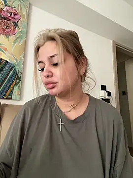 Snapshot of AllysonK chatting on February 2026 12:17:01 PM AllysonK online show from February 2026 12:17:01 PM