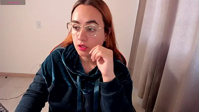 maryluna95 online show from November 2025 09:58:01 PM