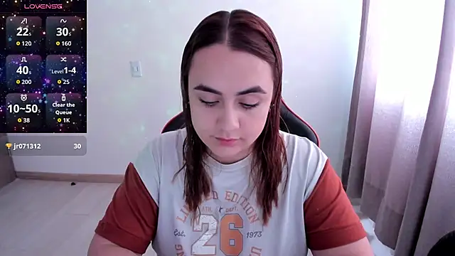 maryluna95 online show from February 2026 05:32:01 PM