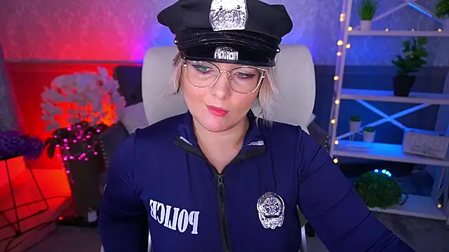 CoolTatis online show from February 2026 07:39:01 AM