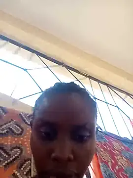 Snapshot of zainabsmile chatting on May 2026 02:43:01 PM zainabsmile online show from May 2026 02:43:01 PM