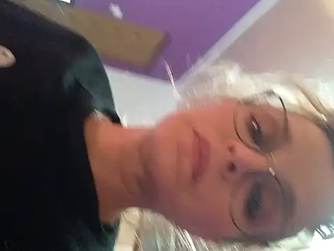 BritneyHudson online show from January 2026 03:25:01 PM