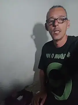 KarameloVzla online show from April 2026 02:33:01 AM