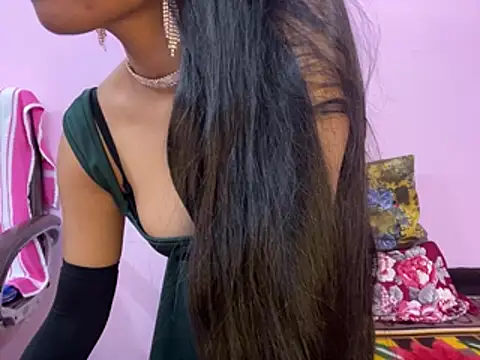 Snapshot of roshni-5 chatting on December 2024 02:30:01 AM roshni-5 online show from December 2024 02:30:01 AM