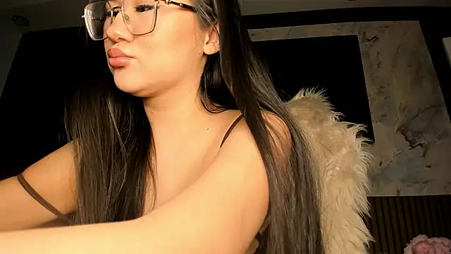 sally 009 online show from March 2026 04:18:02 AM