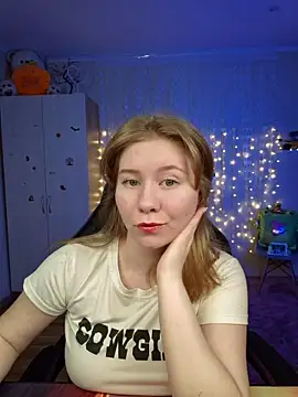 D0nna  online show from March 2026 10:05:02 PM