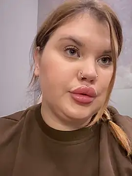 hi im Eva online show from October 2025 11:30:01 AM