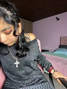 Snapshot of _Gothiccbitch_ chatting on January 2025 04:01:01 AM  Gothiccbitch  online show from January 2025 04:01:01 AM