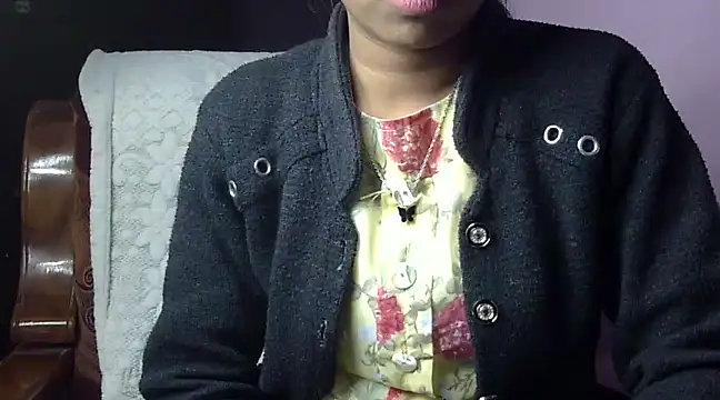 momo lov online show from December 2024 09:02:01 AM