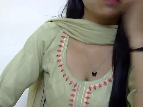 momo lov online show from March 2025 05:09:02 AM