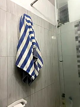 CahitlinBell online show from November 2025 11:40:02 PM