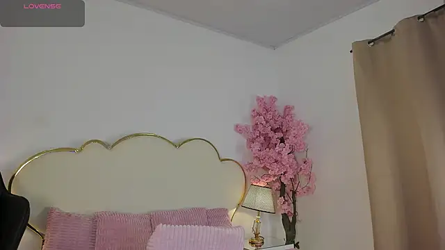 CahitlinBell online show from June 2026 03:09:02 AM