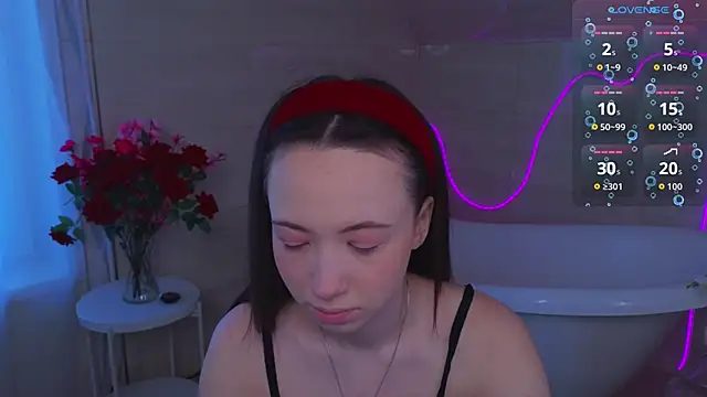 Hayle Hill online show from April 2026 01:56:01 AM