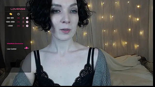 TinaWince online show from January 2025 08:06:01 AM