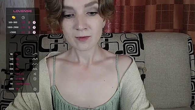 Snapshot of TinaWince chatting on June 2026 04:45:01 AM TinaWince online show from June 2026 04:45:01 AM