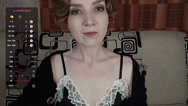 Snapshot of TinaWince chatting on June 2026 05:12:02 AM TinaWince online show from June 2026 05:12:02 AM