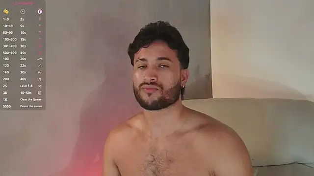 Snapshot of Valentinoford chatting on March 2025 05:24:02 AM Valentinoford online show from March 2025 05:24:02 AM