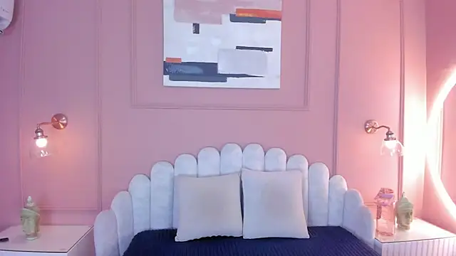 Snapshot of mara_brooks chatting on December 2024 06:31:01 PM mara brooks online show from December 2024 06:31:01 PM