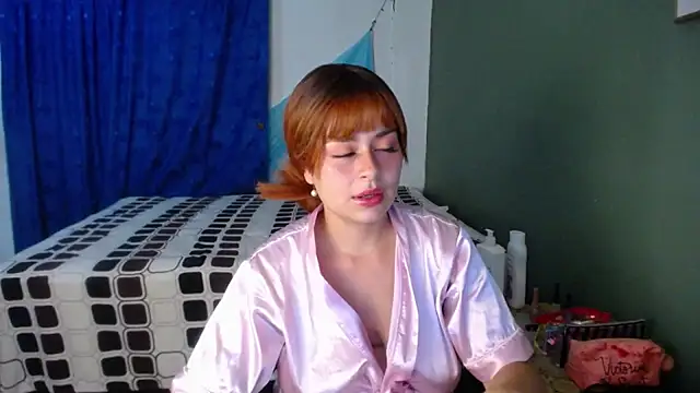 Snapshot of kitty_d chatting on December 2024 09:20:01 PM kitty d online show from December 2024 09:20:01 PM