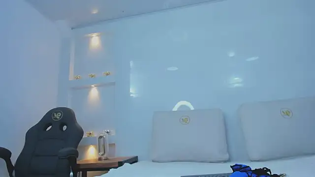 Dalia-Prada online show from March 2026 03:54:02 AM