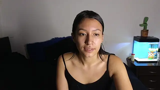 Snapshot of tony_and_sophia chatting on July 2026 12:04:01 AM tony and sophia online show from July 2026 12:04:01 AM