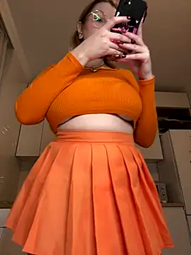 Teya moon  online show from October 2025 07:27:02 PM